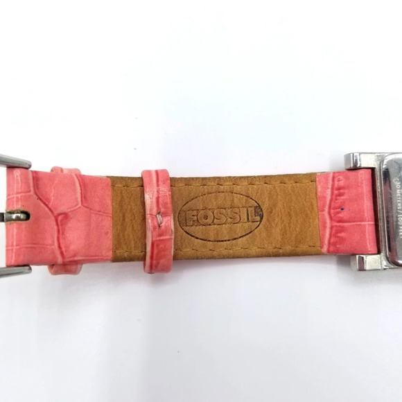 Fossil F2 Genuine Leather Pearl Face Watch - Picture 4 of 5